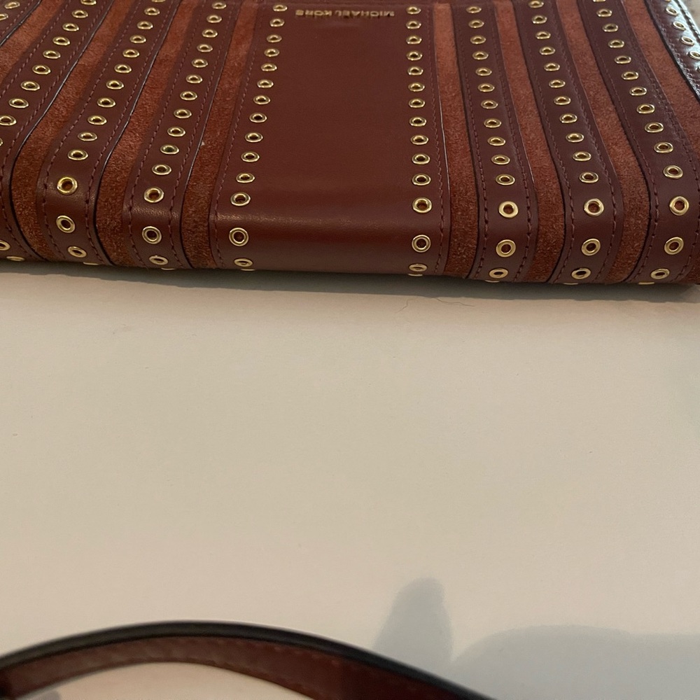 Michael Kors Brooklyn Grommet Large Leather Suede Crossbody Bag in Brick Red - Picture 4 of 8